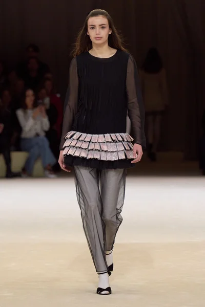 Look 19